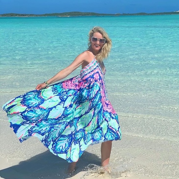 Meet Your Posher 💕 - Picture 7 of 8